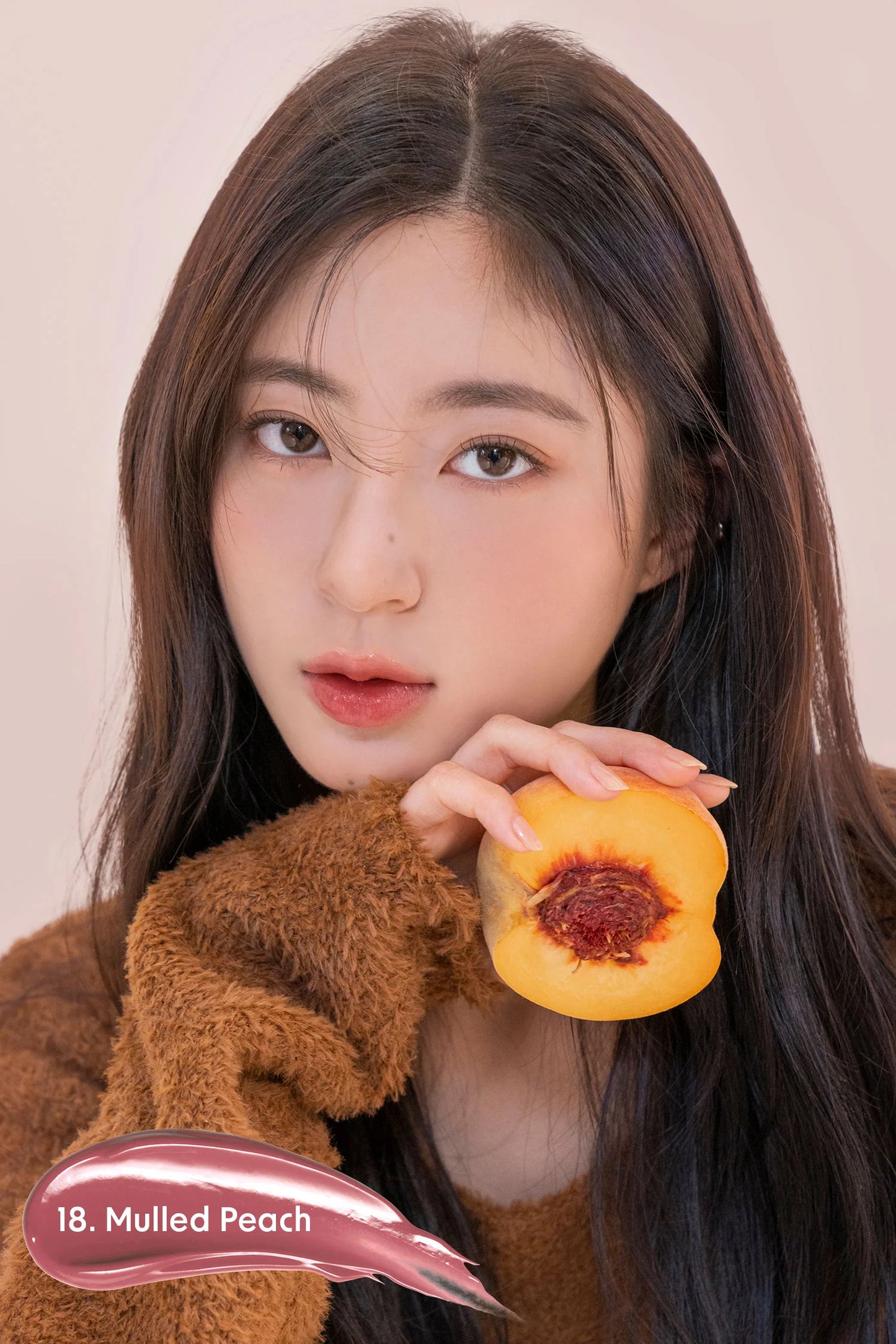 Rom&nd lip tint — for lips — with glossy texture and fruit extract. Hydrates, gives color.