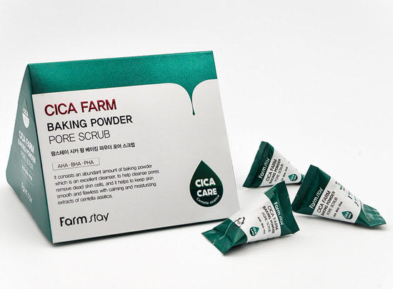 Scrub with cica and baking powder, deeply cleans pores and removes blackheads.