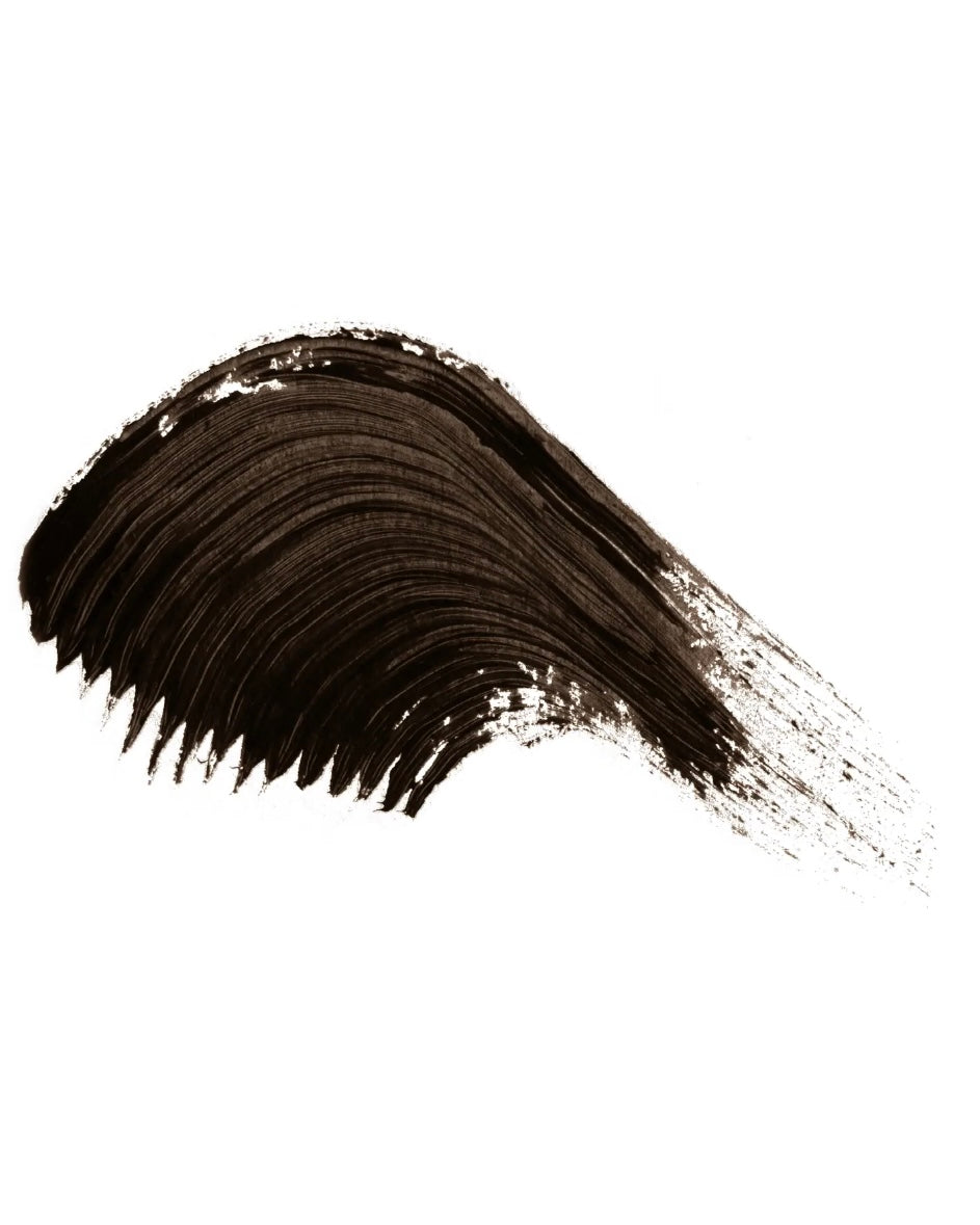 Volumizing mascara for a dramatic cabaret look with perfect lash separation.