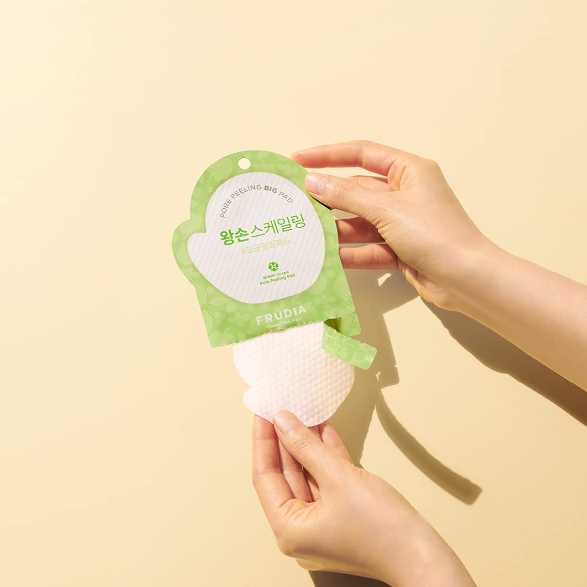 Frudia Green Grape Pore Peeling Pad 1 pc