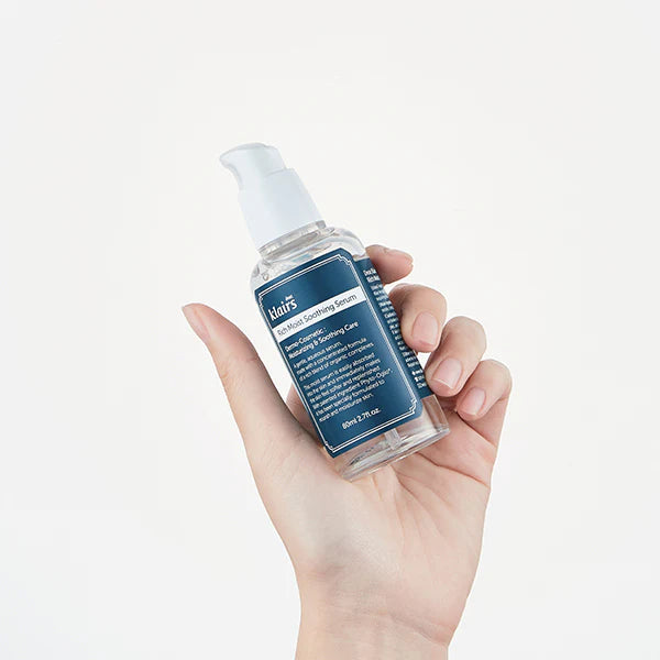 Hydrating serum for sensitive skin, with hyaluronic acid and plant extracts, soothes and nourishes