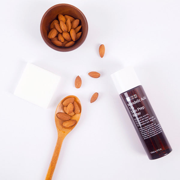 Mild exfoliating toner with 5% mandelic acid for even skin tone and texture. Great for sensitive skin.